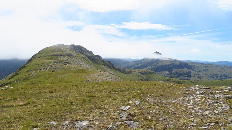 Bidein a' Choire Sheasgaich