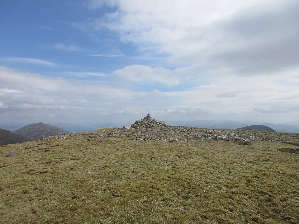 Sròn a' Choire Ghairbh